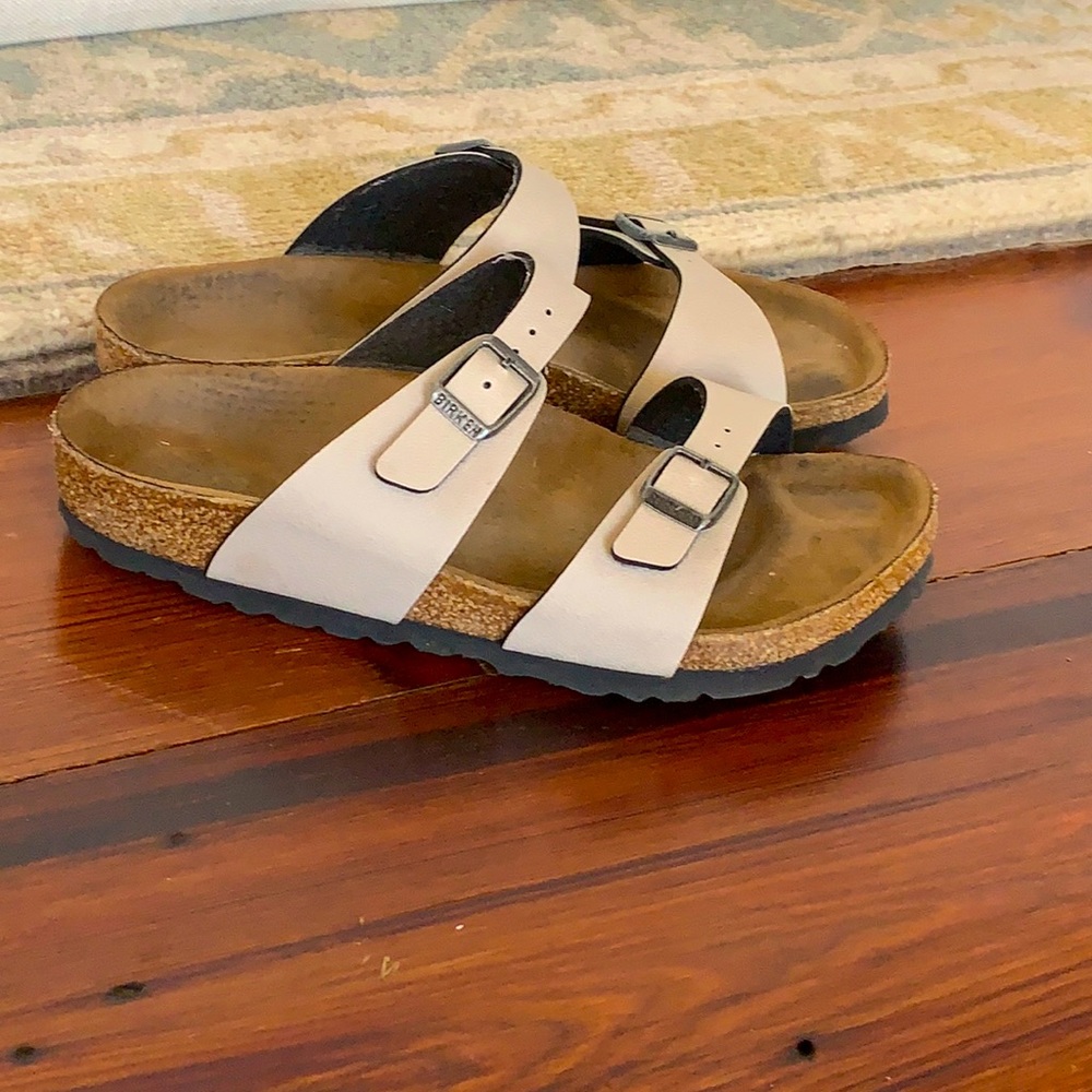 Used Birkenstocks Tan Leather Women’s 38
